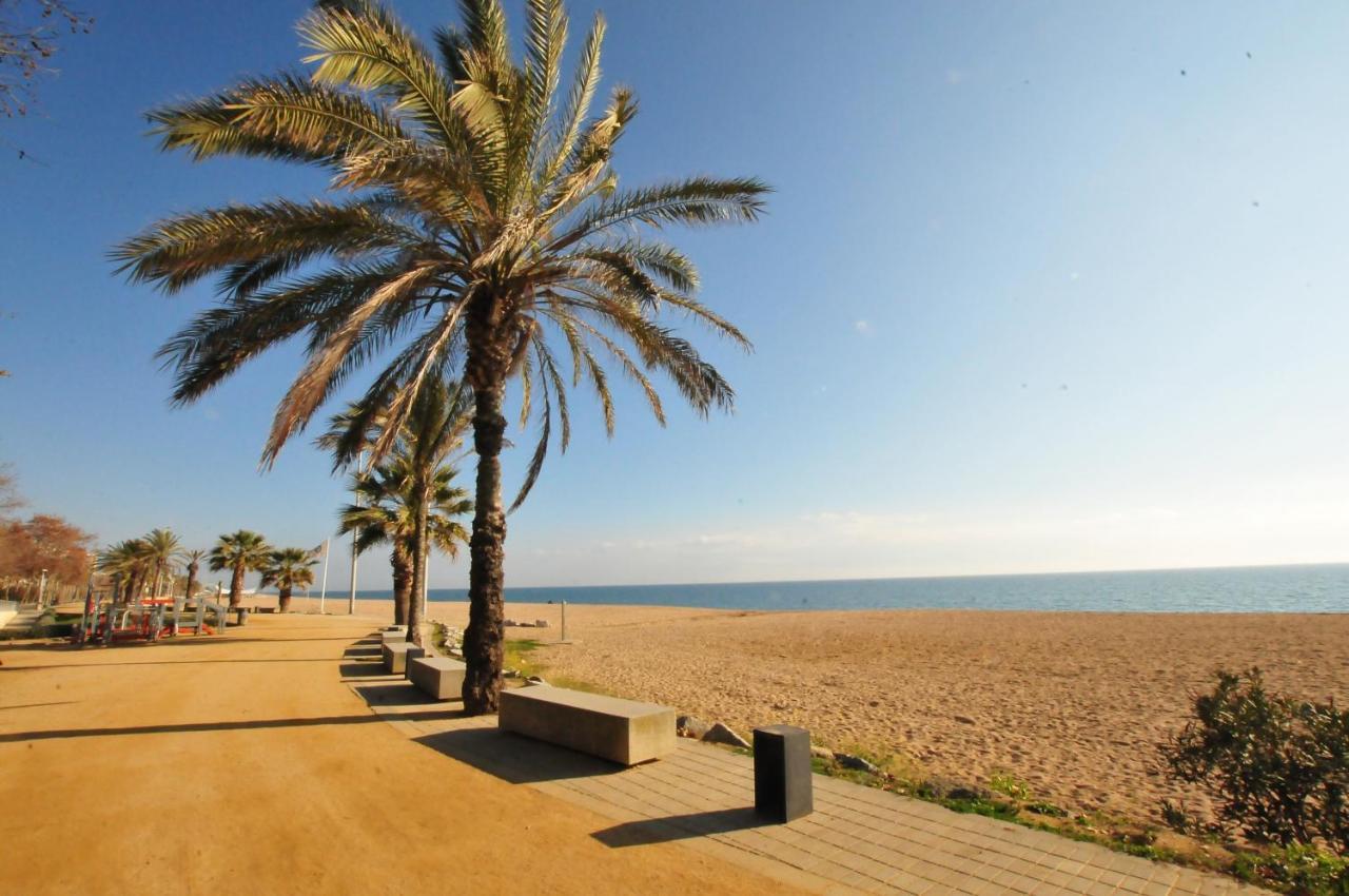 Homeholidaysrentals Etoile Calella Exterior foto