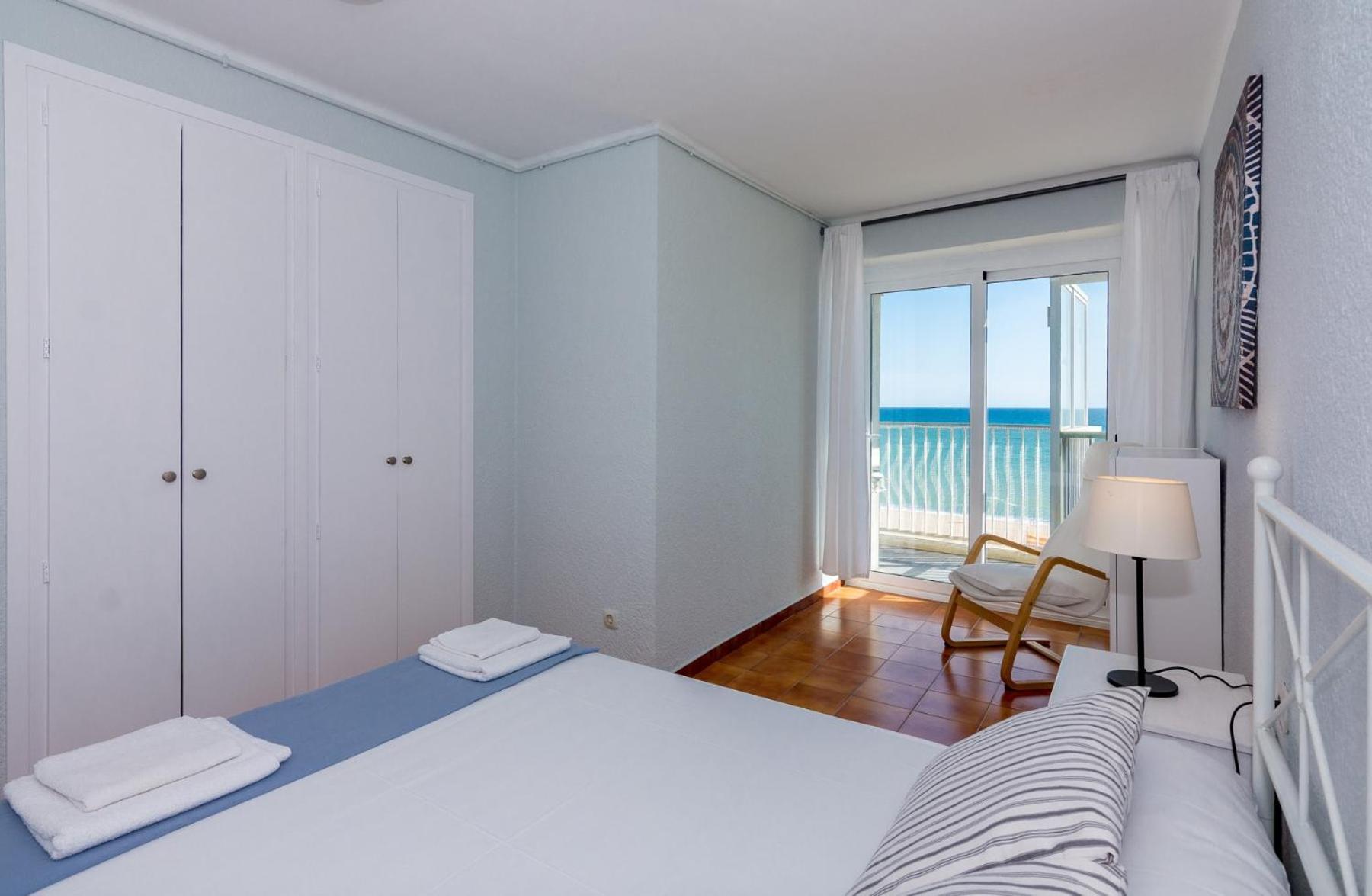 Homeholidaysrentals Etoile Calella Exterior foto