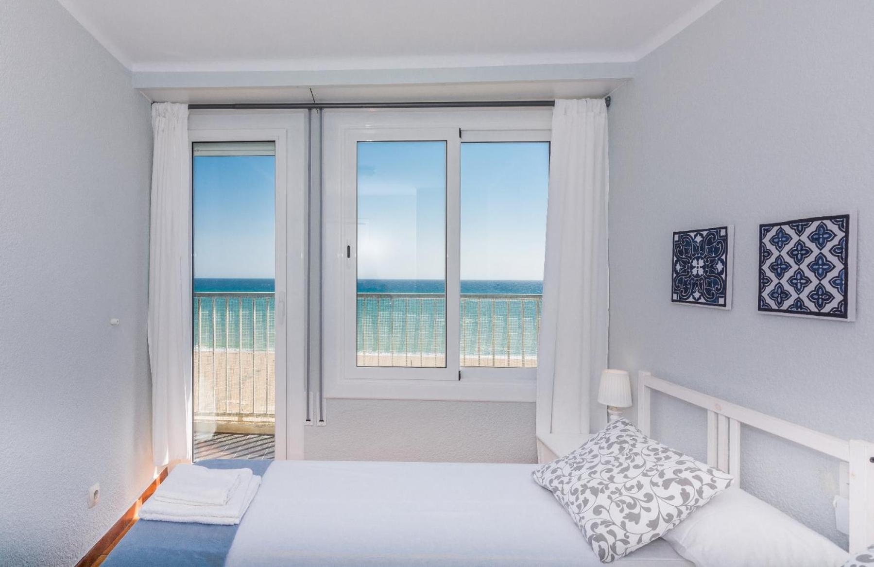 Homeholidaysrentals Etoile Calella Exterior foto