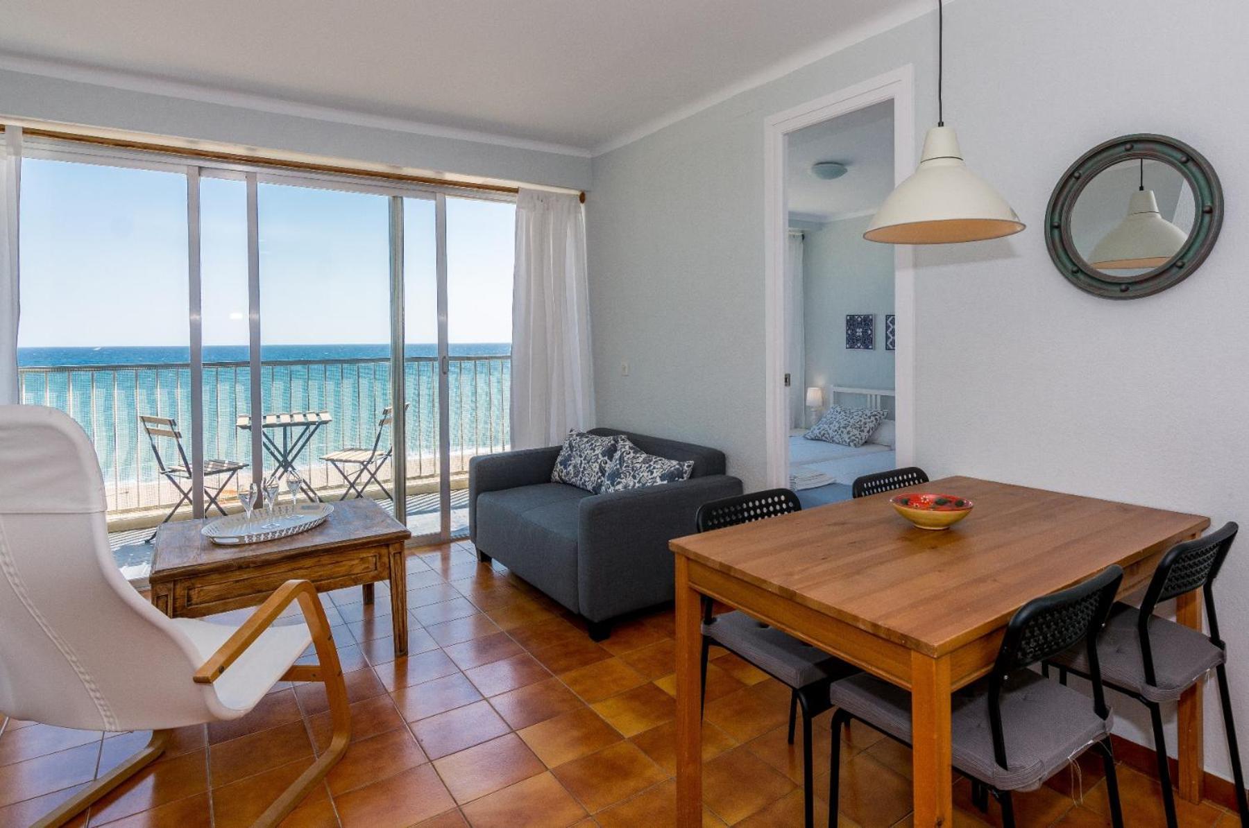 Homeholidaysrentals Etoile Calella Exterior foto