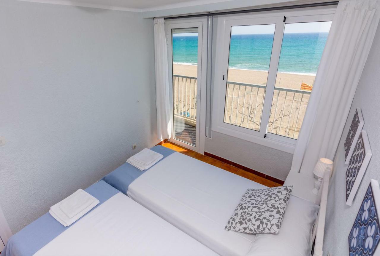 Homeholidaysrentals Etoile Calella Exterior foto